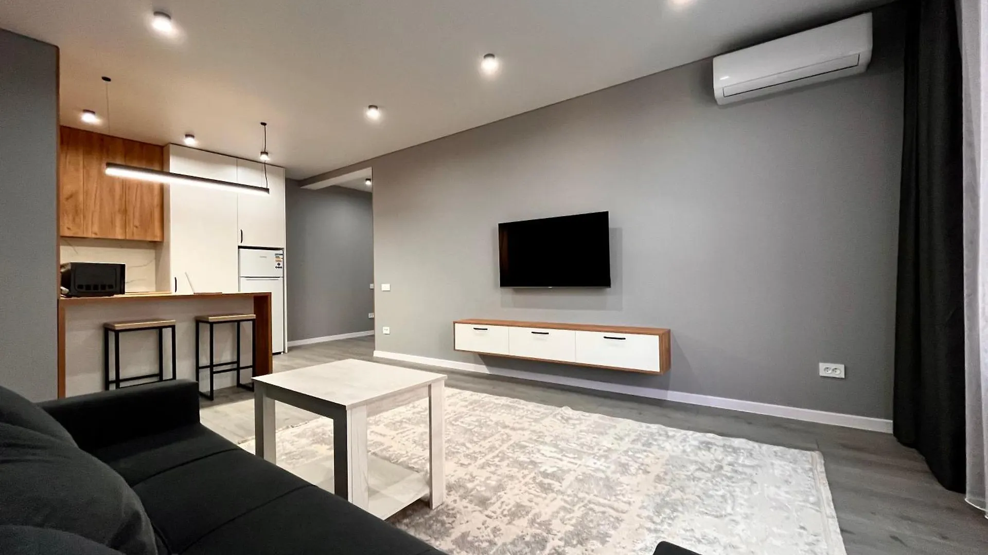 Business Raimbek19-27 Residence, 1Br & Drinking Water As A Gift Almaty
