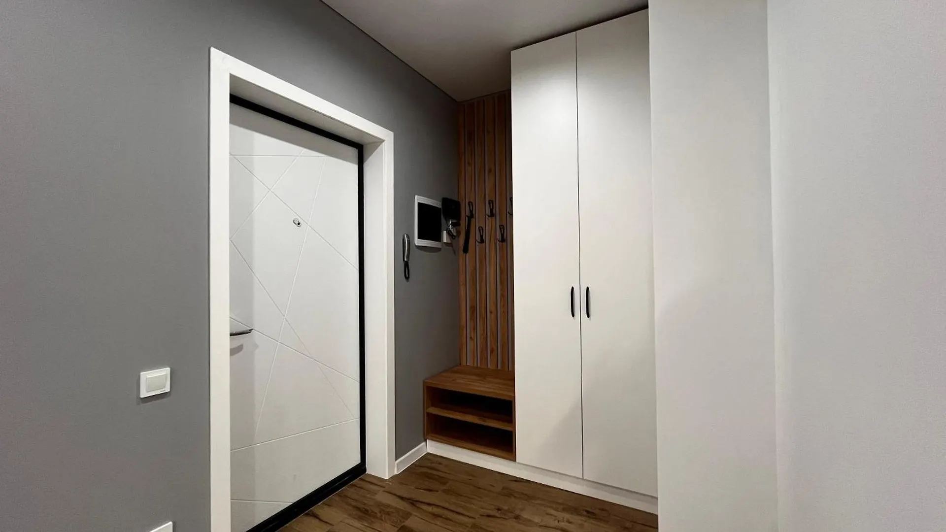 Business Raimbek19-27 Residence, 1Br & Drinking Water As A Gift Almaty 0*,  Kazakhstan
